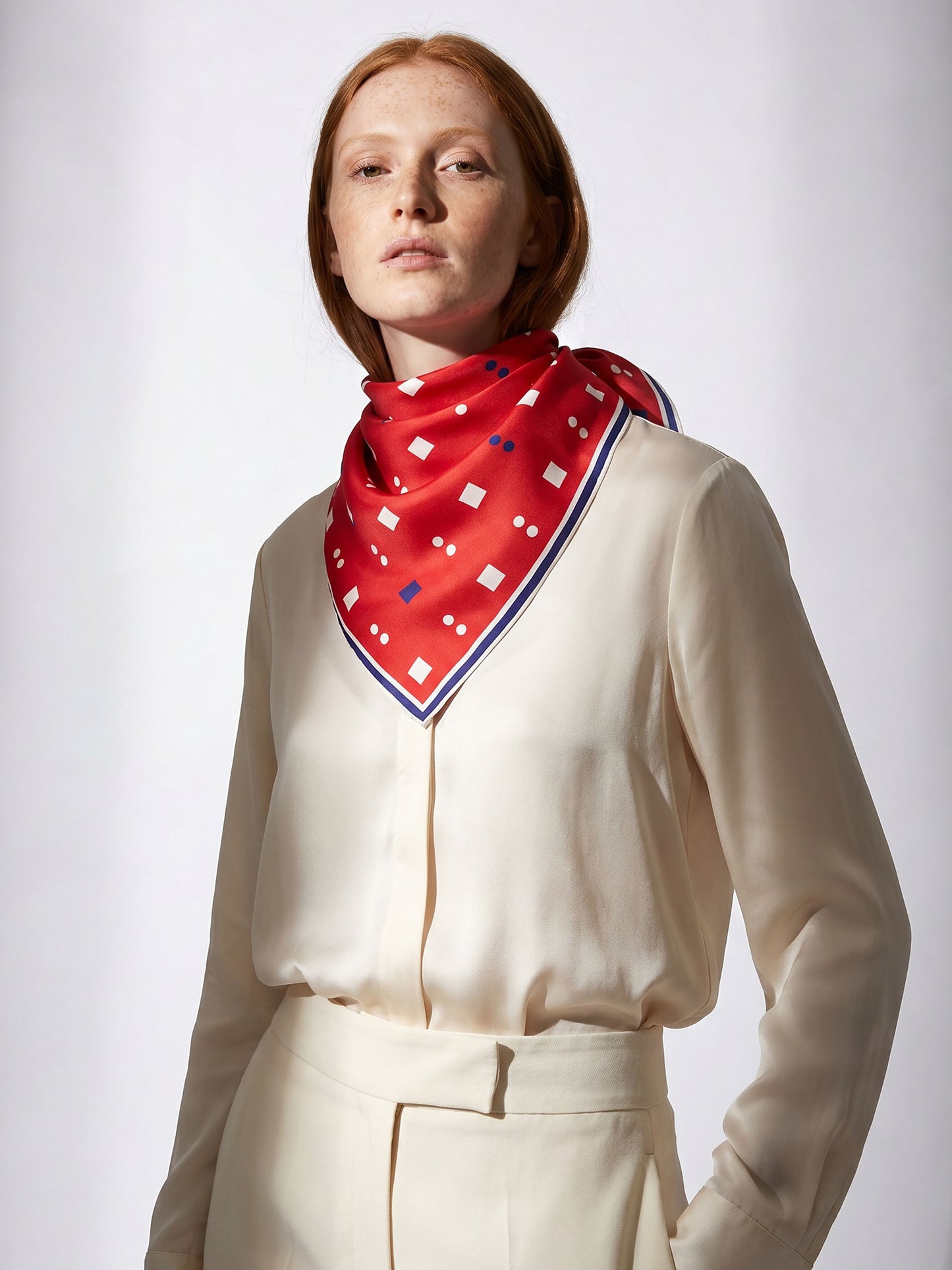 SYNTAX | Squaïr Red Silk Satin Scarf | 65×65 cm